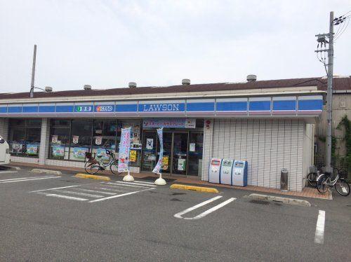 近くのローソン門真江端町店まで398m（徒歩5分）