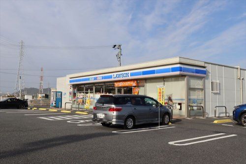 近くのローソン 犬山羽黒上大日店まで518m(徒歩7分)