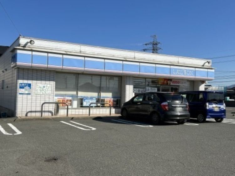 近くのローソン 福井石盛町店まで595m（徒歩8分）
