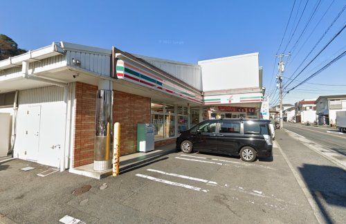 近くのコンビニまで1,419m（徒歩18分）