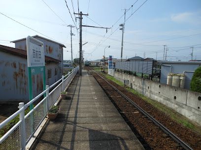 近くの西前田まで1,830m（徒歩23分）