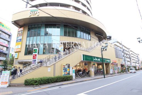 近くのマルエツまで370m（徒歩5分）