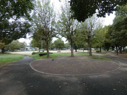 近くの公園まで1,454m(徒歩19分)