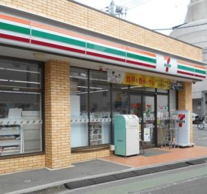 近くのセブンイレブン 世田谷羽根木店まで52m（徒歩1分）