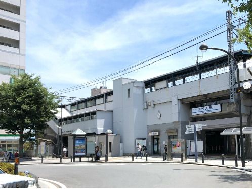 近くの汐入まで1,877m（徒歩24分）
