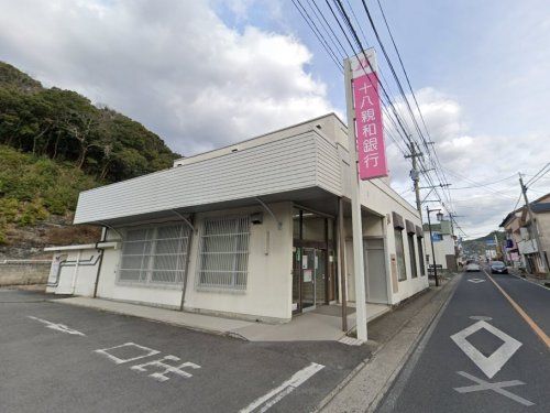 近くの十八親和銀行上波佐見まで902m(徒歩12分)