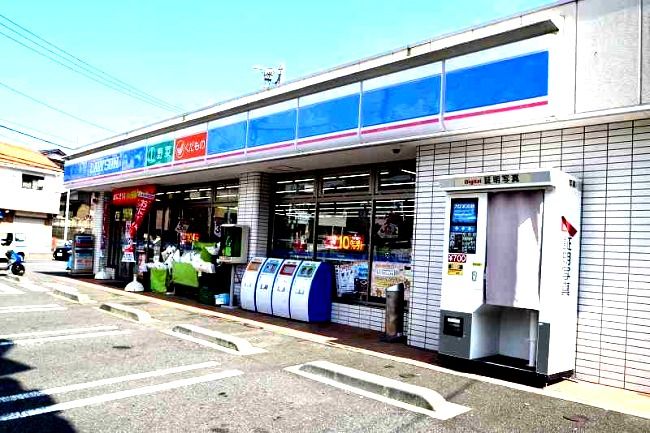 近くのローソン 栄飯島町まで1,166m(徒歩15分)