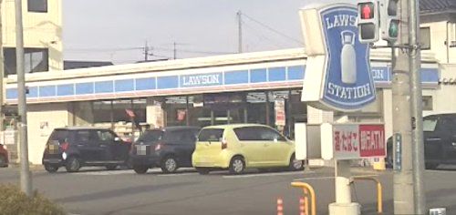 近くのローソン 前橋高井町店まで726m（徒歩10分）