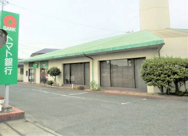 近くのトマト銀行中島支店まで1,565m(徒歩20分)