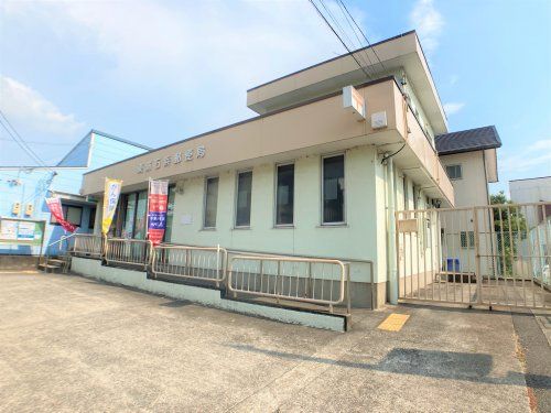 近くの東浦石浜郵便局まで441m（徒歩6分）