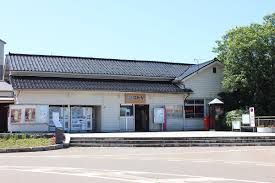 近くの福野駅まで850m（徒歩11分）