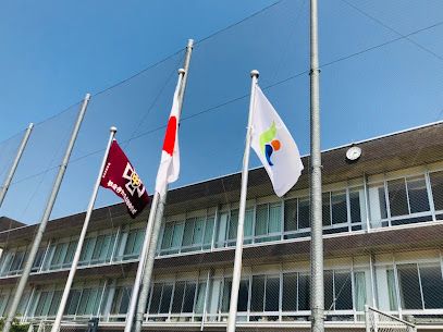 近くの中部中学校まで1,473m（徒歩19分）