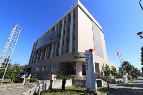 近くの横須賀警察署まで561m(徒歩8分)