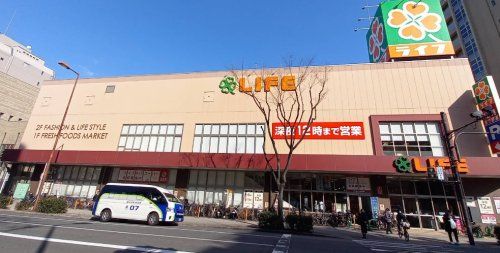 近くのライフ太融寺店まで236m（徒歩3分）