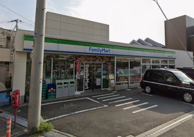 近くのファミリーマート 杉並浜田山四丁目店まで440m(徒歩6分)
