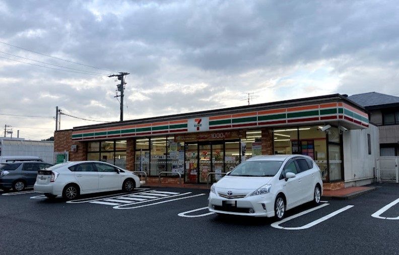 近くのセブンイレブン 尾張旭新居町店まで142m(徒歩2分)