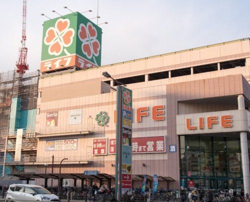 近くのライフ 喜連瓜破店まで300m(徒歩4分)