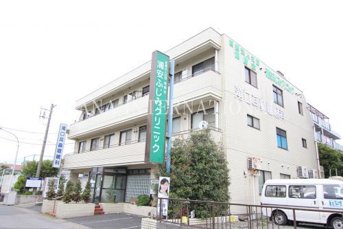 近くの浦安ふじみクリニックまで177m（徒歩3分）