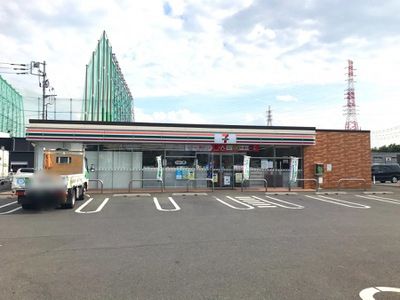 近くのセブンイレブン 高崎元島名町店まで599m(徒歩8分)