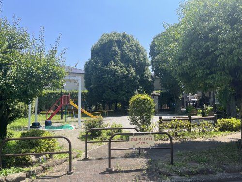 近くの龍子児童公園まで544m（徒歩7分）