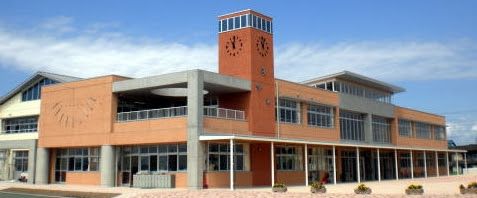 近くの太田市立鳥之郷小学校まで1,111m(徒歩14分)