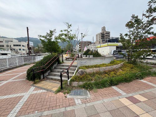 近くの都賀川公園まで724m(徒歩10分)