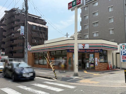 近くのセブンイレブン 神戸本山駅南店まで419m（徒歩6分）