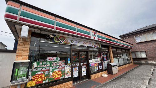 近くのセブンイレブンまで336m（徒歩5分）