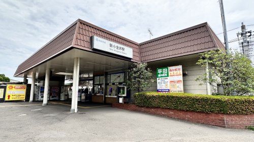 近くの新小金井駅まで448m（徒歩6分）