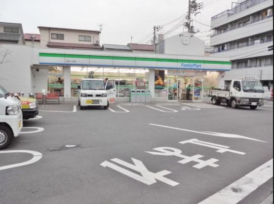 近くのファミリーマート 品川平塚一丁目店まで257m(徒歩4分)