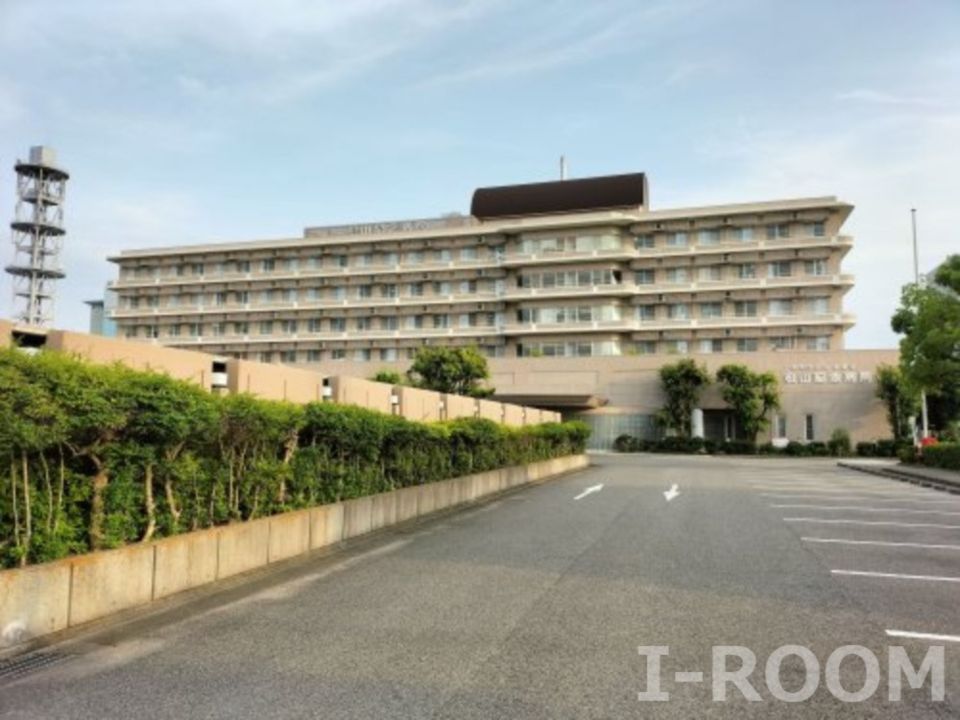 近くの松山記念病院まで840m（徒歩11分）