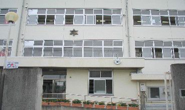 近くの守口市立金田小学校まで276m(徒歩4分)