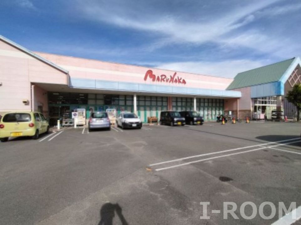 近くのマルナカ 高岡店まで460m(徒歩6分)