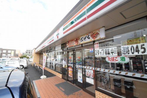 近くのセブンイレブン 新横浜環状2号店まで537m（徒歩7分）