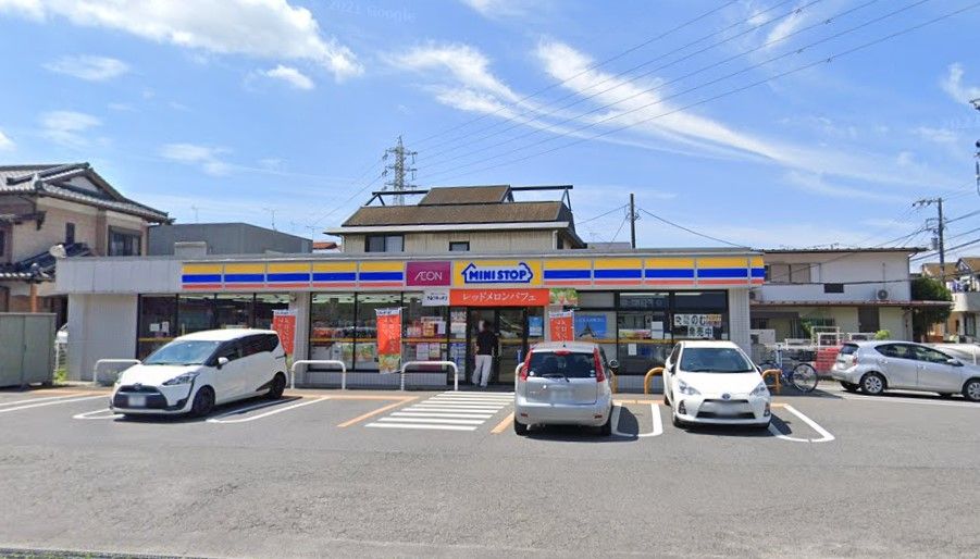 近くのミニストップ 藤崎6丁目店まで479m（徒歩6分）