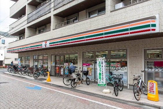 近くのセブンイレブン 久我山2丁目店まで321m(徒歩5分)