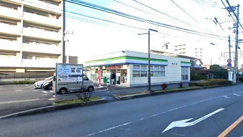 近くのファミリーマート サンズ厚木栄町店まで652m(徒歩9分)