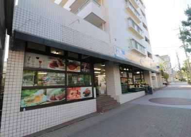 近くの全日食チェーン西山ストアまで1,478m（徒歩19分）