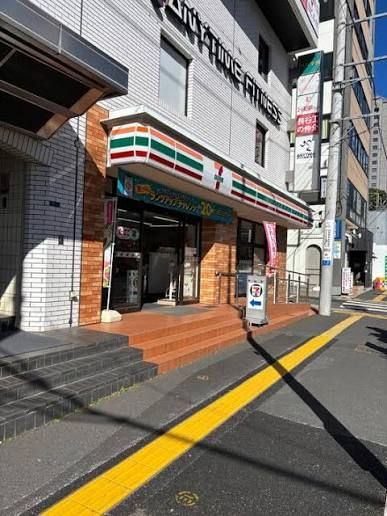 近くのセブンイレブン 江東区役所前店まで1,375m(徒歩18分)