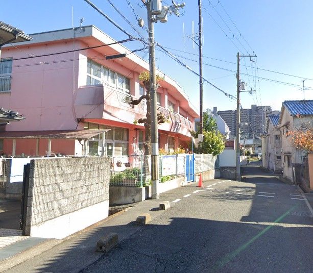 近くの四條畷市立忍ヶ丘あおぞらこども園まで200m（徒歩3分）