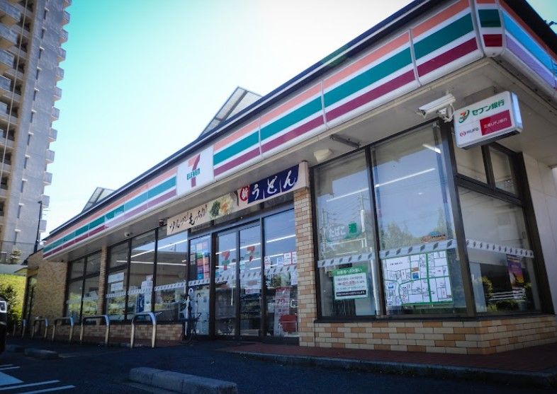 近くのセブンイレブン 長久手蟹原店まで965m（徒歩13分）