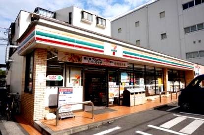 近くのセブン‐イレブン 川崎子母口店まで485m(徒歩7分)
