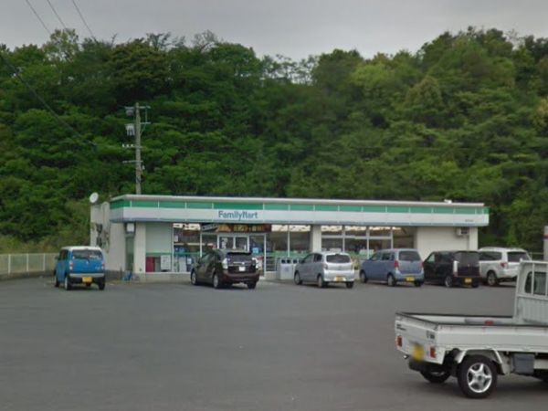近くのファミリーマート 諫早松里店まで343m(徒歩5分)