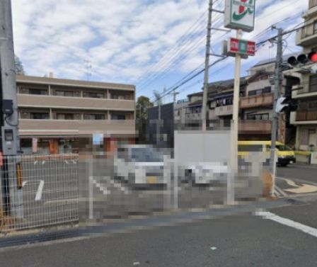 近くのセブンイレブン 枚方東中振2丁目店まで919m(徒歩12分)