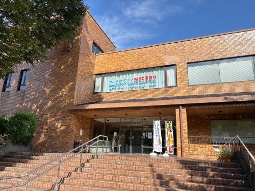 近くの知多市立中央図書館まで1,487m(徒歩19分)