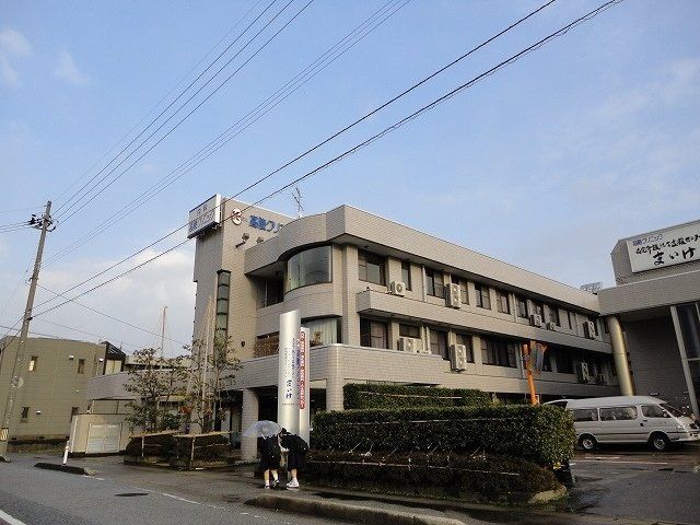 近くの高陵クリニックまで411m（徒歩6分）