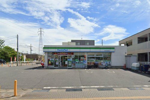 近くのファミリーマート市原五井更級通り店まで1,055m(徒歩14分)