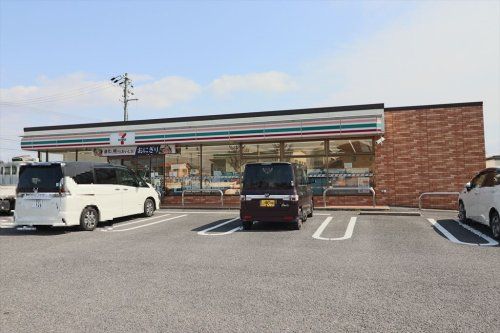 近くのセブンイレブン 一宮千秋町小山店まで283m(徒歩4分)