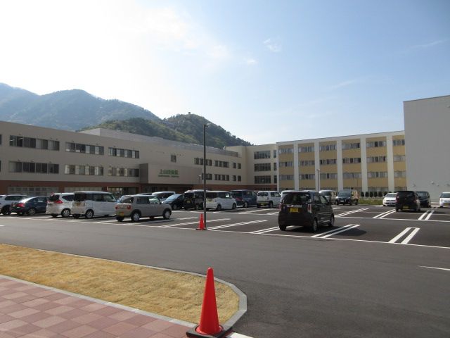 近くの上山田病院まで3,654m（徒歩46分）
