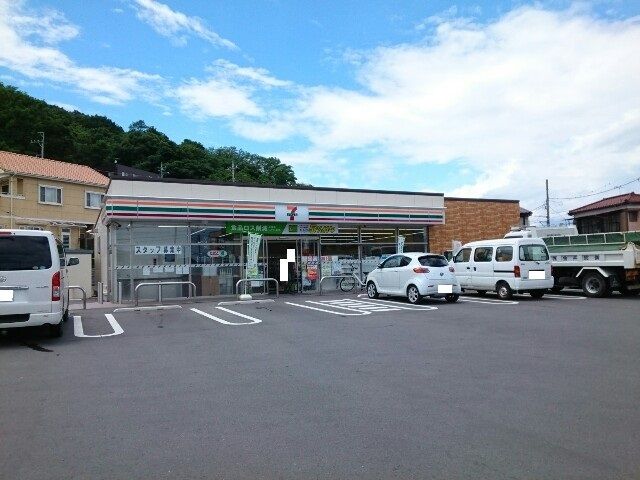 近くのセブンイレブン 高崎石原町店まで566m(徒歩8分)